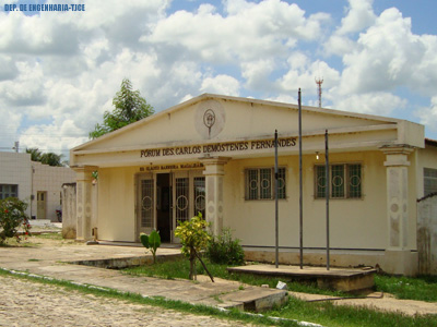 Empresa de telefonia Claro é condenada a indenizar em R$ 7 mil vítima de cobrança indevida