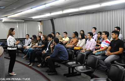 Tribunal de Justiça do Ceará recebe visita de alunos do curso de Direito da Unifor