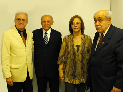 Diretor do Fórum empossa três novos conciliadores
