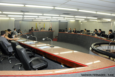 Núcleo de Mediação de Conflitos promove reunião com empresas que têm mais processos na Justiça