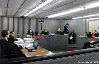 Acusado de estuprar a própria filha tem pedido de liberdade negado pela 1ª Câmara Criminal