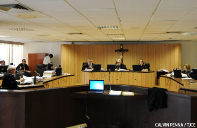 Plano de saúde é condenado a pagar R$ 27,2 mil de indenização por não fornecer material cirúrgico