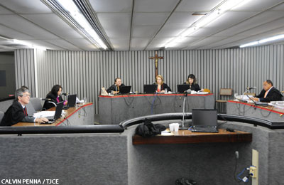 Plano de saúde é condenado a pagar R$ 8 mil por negar atendimento de urgência