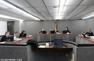 4ª Câmara Cível condena Banco Mercantil por conceder empréstimo sem autorização