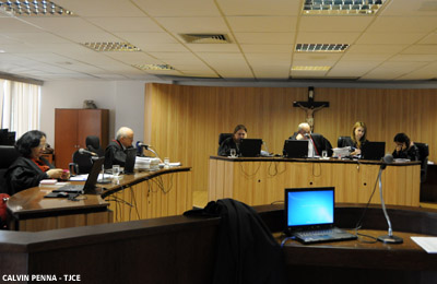 Panamericano é condenado a pagar indenização de R$ 5 mil para comerciário