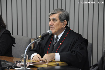 2ª Câmara Criminal homenageia desembargador João Byron de Figueiredo Frota