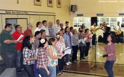 Centenário de Luiz Gonzaga é festejado com coral e quadrilha junina no TJCE