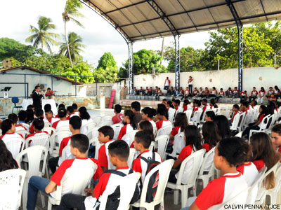 Juiz profere palestra sobre direitos da criança e do adolescente