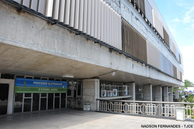 Plantão assegura funcionamento da Justiça no feriado desta quinta-feira