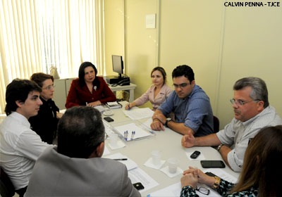 Núcleo de Conciliação discute capacitação de colaboradores que irão atuar na solução de conflitos