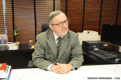 Vice-presidente do TJCE não admite recursos e mantém decisão que levará ex-policial a júri popular