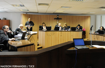 Supermercado é condenado a pagar R$ 6,5 mil por acusar indevidamente cliente de furto