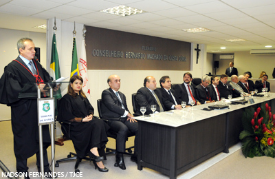 Desembargador Washington Araújo destaca história de vida do novo membro da Corte