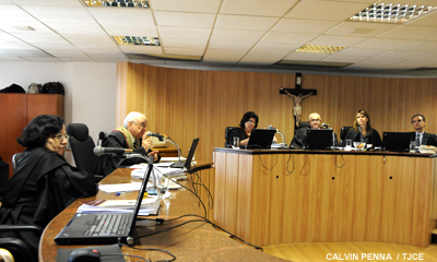 Metalúrgico citado indevidamente em ação de busca e apreensão será indenizado em R$ 8 mil