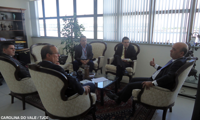 Diretor do Fórum recebe representantes do Centro de Defesa do Advogado da OAB-CE