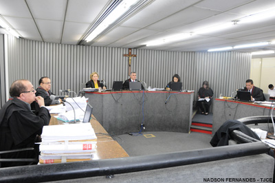 Comerciante que teve estabelecimento inundado  terá direito à indenização da Cagece