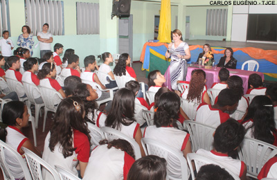 Juíza destaca papel da família  na formação profissional dos jovens