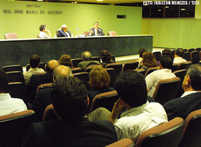 Debate sobre Direito Autoral marca abertura do Espaço Cultural da Esmec