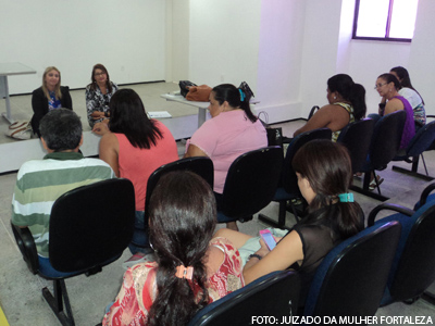 Juizado da Mulher promove encontro  com líderes comunitárias do bairro Messejana