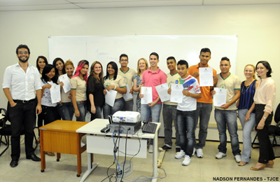 Estagiários do Programa Primeiro Passo  se despedem do Tribunal de Justiça