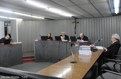 Justiça nega liberdade a acusado de praticar extorsão disfarçado de policial federal