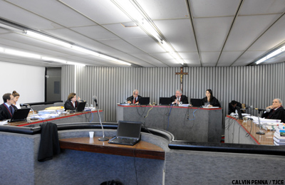 Justiça nega liberdade a acusado de assalto a ônibus que resultou na morte de motorista