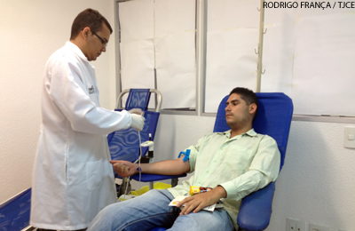 Campanha para doação de sangue e cadastro de medula tem início no Fórum Clóvis Beviláqua