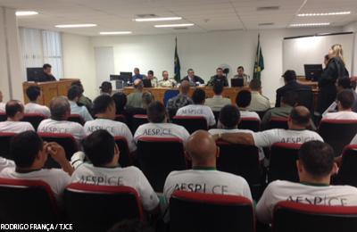 Assistir a julgamento na Vara de Auditoria Militar faz parte do curso de habilitação a subtenente