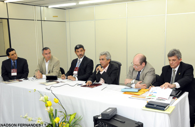 Presidente do TJCE realiza reunião com juízes para melhoria dos serviços judiciais na região de Crat