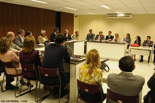 Encontro em Juazeiro do Norte reúne presidente do TJCE com magistrados de 30 comarcas