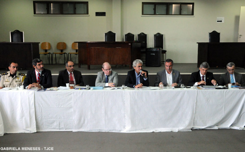 Presidente do TJCE reconhece empenho dos magistrados e diz que concurso sairá em breve