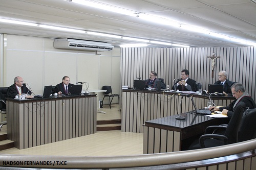 Justiça determina indisponibilidade dos bens de ex-prefeito e ex-secretário de Governo de Maracanaú