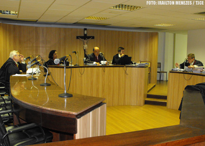 Justiça determina pagamento de salário mínimo a servidores da Prefeitura de Independência