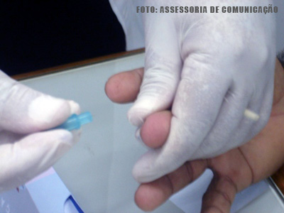 Exames gratuitos de DNA dão suporte à campanha “Diga sim ao seu filho”