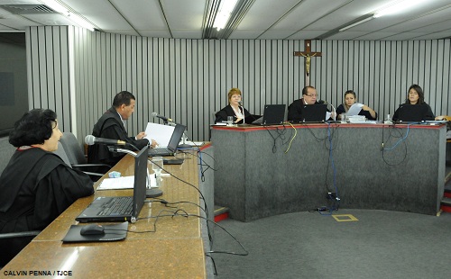 Justiça condena Município a pagar R$ 136,8 mil por morte de criança que caiu em bueiro