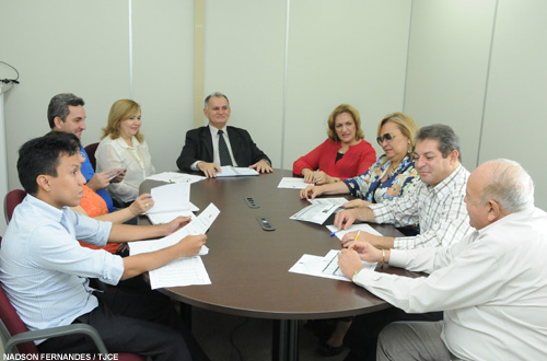 Secretaria de Finanças do TJCE  define planejamento para 2014