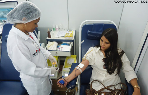 Campanha de coleta de sangue no Fórum Clóvis Beviláqua recebe 184 voluntários em quatro dias
