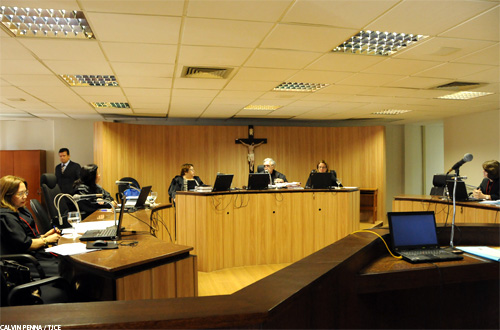 2ª Câmara Cível mantém em R$ 1,3 milhão valor  da causa ajuizada por ex-prefeito contra Google