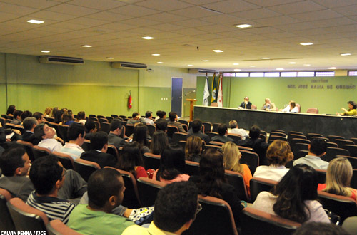 Desembargadora Maria Iraneide se reúne com  juízes que atuarão na Semana Nacional do Júri