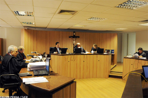 Unimed é condenada a pagar R$ 10 mil por  negar cirurgia de redução de estômago