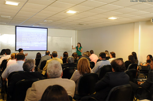 Coordenador dos Juizados Especiais promove reunião com juízes da Capital e do Interior