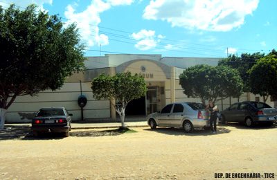 Ex-prefeita de São Luís do Curu tem direitos políticos suspensos por contratar sem licitação