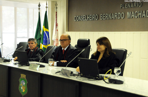 Órgão Especial aprova votos de louvor para juízes  e servidores que atuaram em mutirões