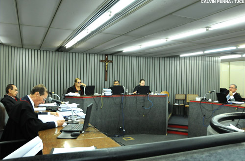 Coelce deve pagar R$ 30,3 mil por suspender  energia de paciente com pneumonia crônica