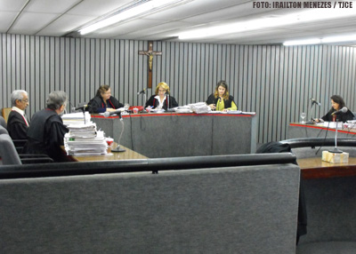 Mães das vítimas atacadas por abelhas devem ser indenizadas em R$ 10 mil