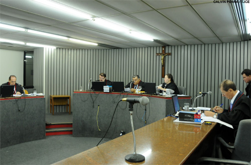 Camed é condenada a pagar R$ 10 mil  por negar tratamento para aposentada