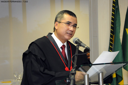 Desembargador José Tarcílio ressalta compromisso de zelar pelo Judiciário com dedicação e lealdade