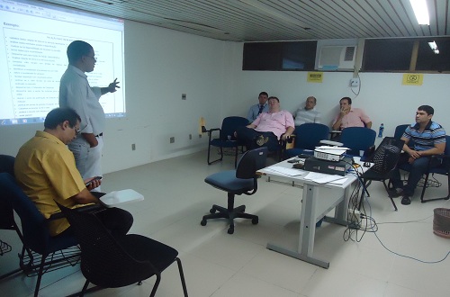 Servidores do Fórum Clóvis Beviláqua recebem treinamento sobre simplificação de processos