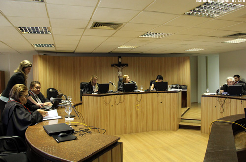 Etufor deve fornecer gratuitamente transporte público para portadora de deficiência auditiva