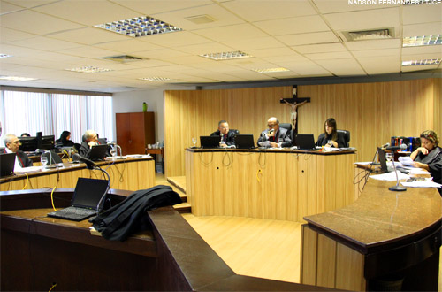 Empresa deve pagar indenização por implantar central eólica em terreno de aposentada